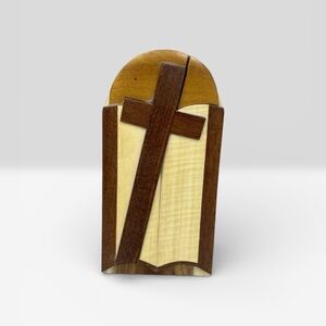 Carver Dan's Cross Bible Church Handcrafted Puzzle Gift Keepsake Box Religious